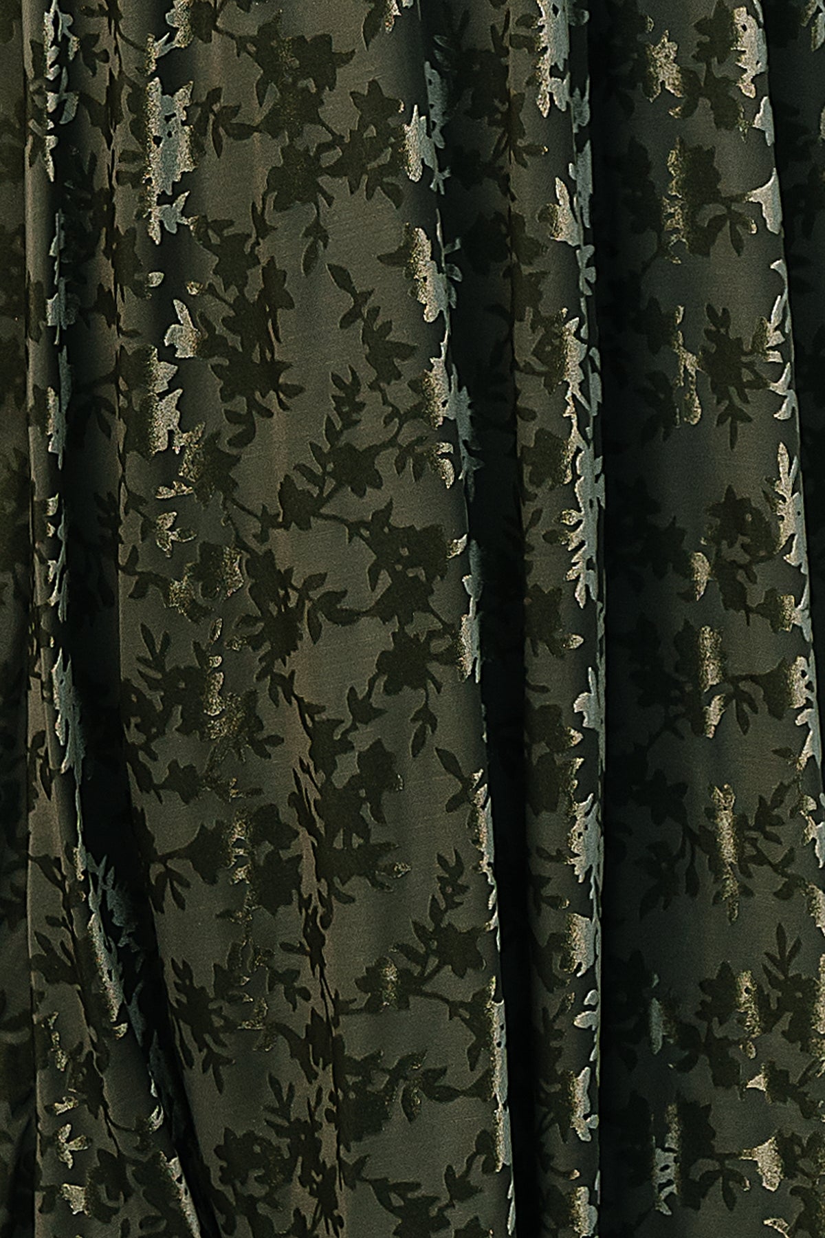 Dark Sage Veronica Velvet swatch, 3 x 4 inches, showing plush pile, sheen, and fabric stretch for color assessment.