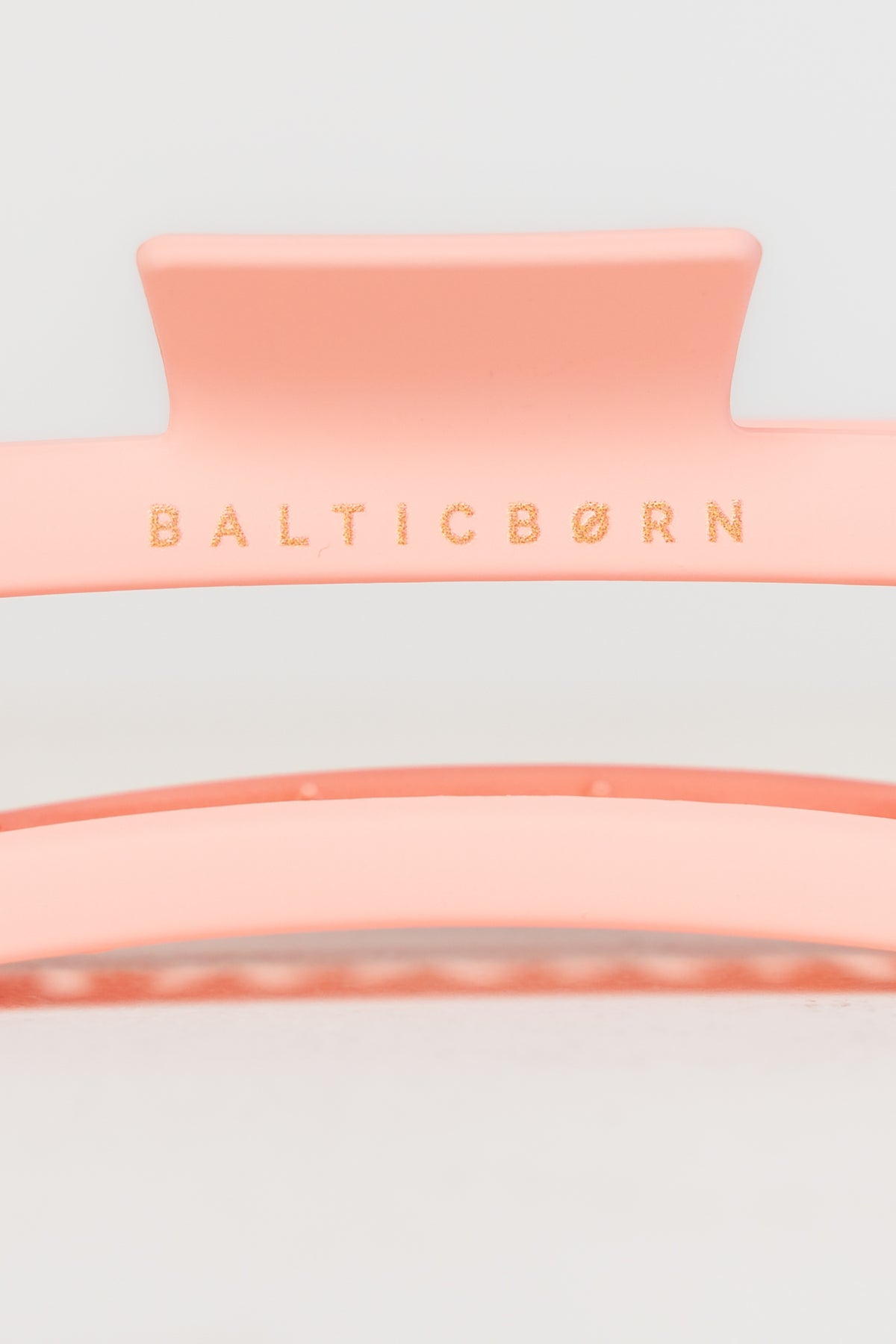 Trixie Matte Claw Clip | Pink