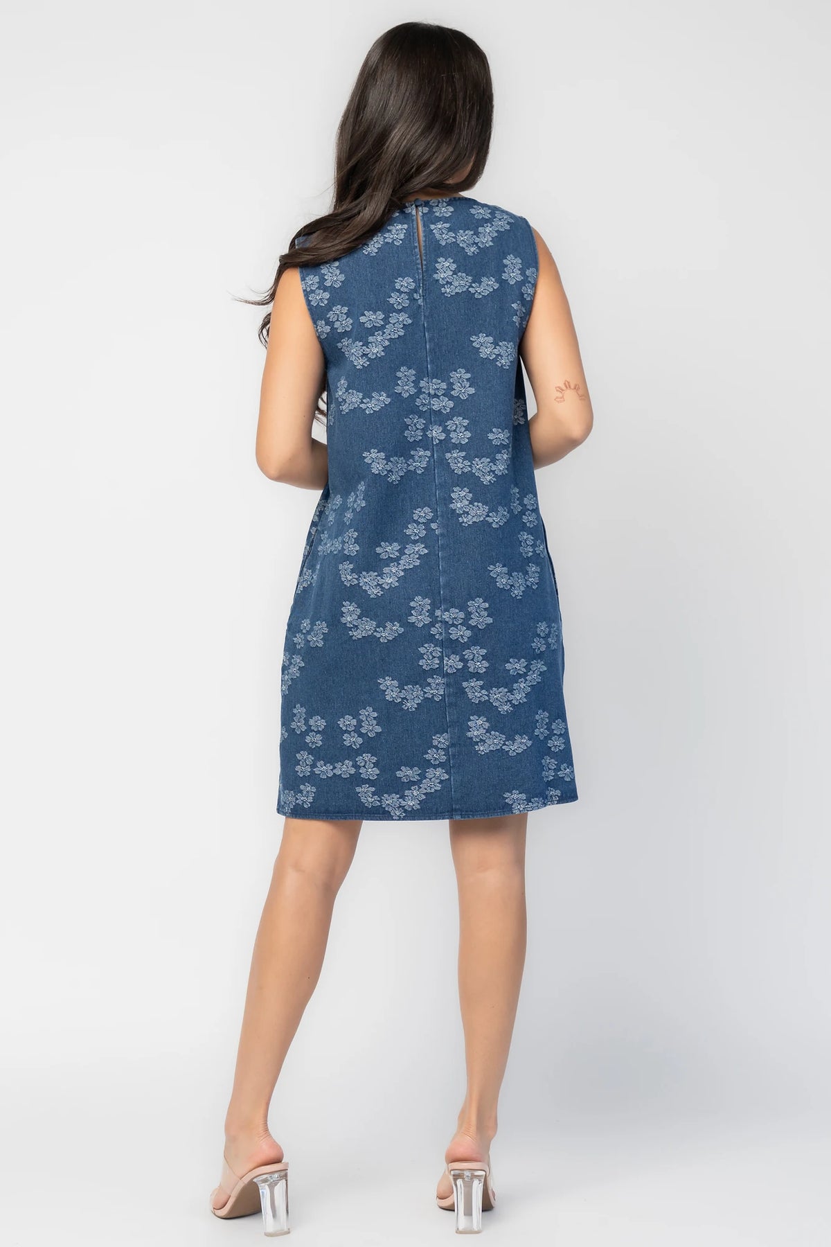 Monterosso Short Dress in Medium Wash Floral with round neckline, tank sleeves, floral print, and relaxed shift silhouette.